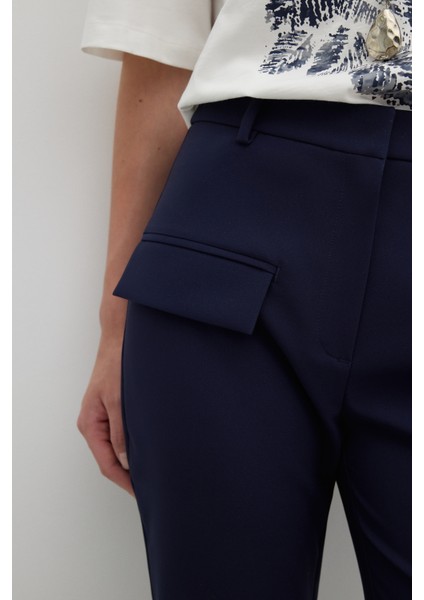 Süs Cep Kapaklı Geniş Paça Pantolon Lacivert K2512031_015