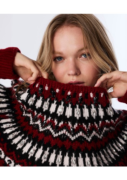 İŞLEMELİ JAKARLI KAZAK TW6250050444034 modelleri