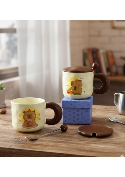 Mutlu Capybara Temalı Seramik Kupa