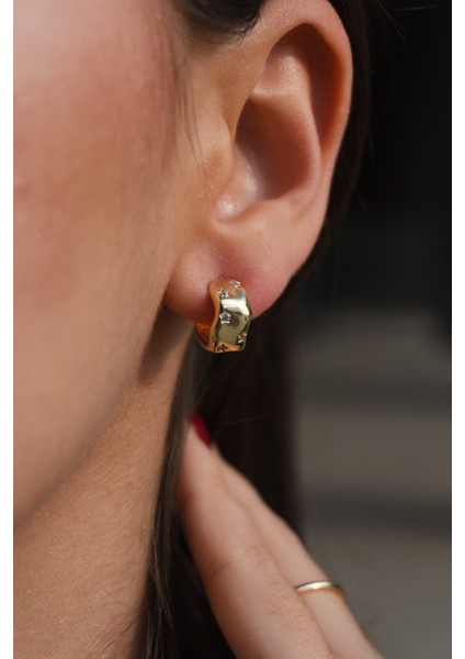 Zirkon Taşlı Yıldızlı Minimal Çelik Küpe modelleri