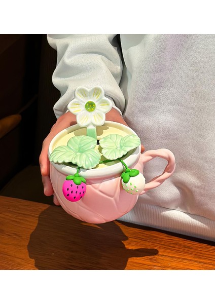 Çilek Bahçesi Temalı Seramik Kupa indirimleri