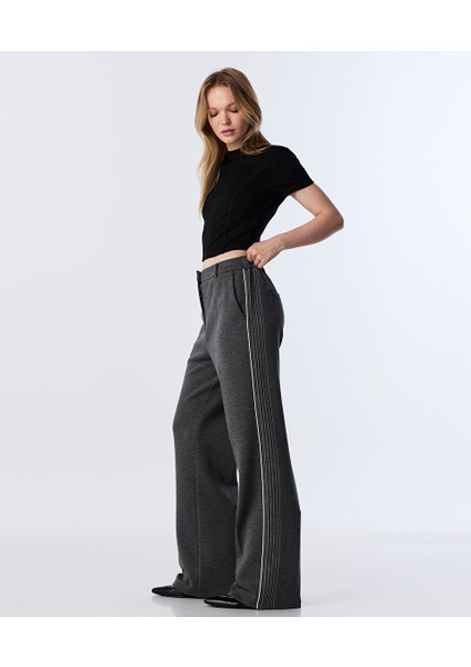 KONTRAST BİYELİ PANTOLON TW6250003208126 fiyatları