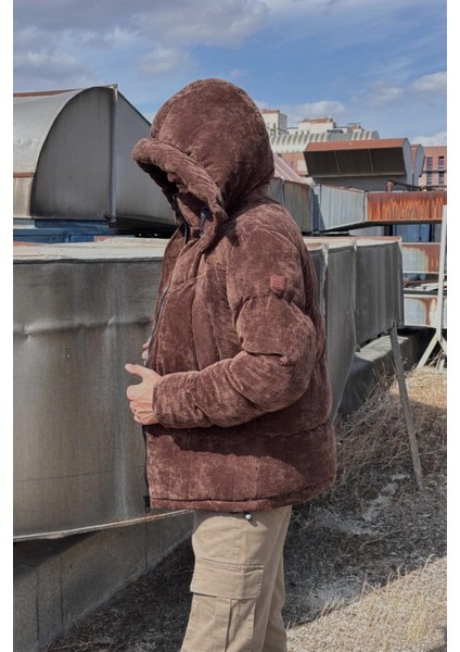 Çıkarılabilir Kapüşonlu, Kadife Kumaş, Dik Yaka, Soğuğa Karşı Dayanıklı, Şişme Mont 2484 modelleri