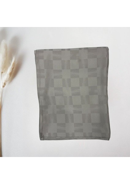 Jakarlı Dama Desenli Krem Şal modelleri