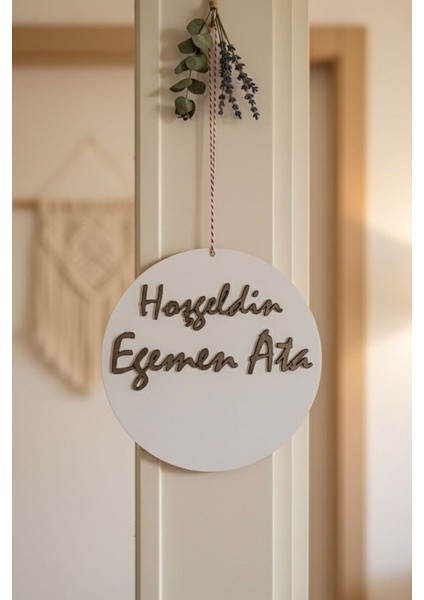 Kişiye Özel Isimli Yenidoğan Kapı Süsü Kabartmalı Mdf 29X29 cm Hoş Geldin Bebek Oda Dekoru