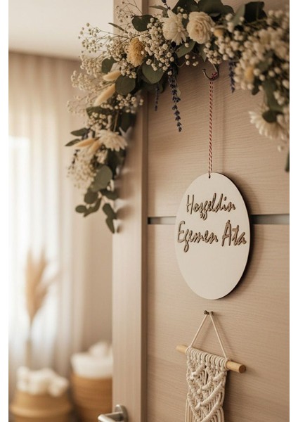 Kişiye Özel Isimli Yenidoğan Kapı Süsü Kabartmalı Mdf 29X29 cm Hoş Geldin Bebek Oda Dekoru modelleri