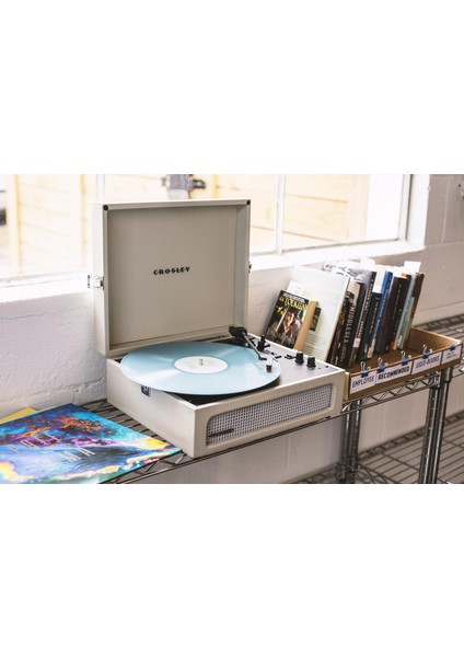 Vintage Bluetooth Alıcılı ve Taşınabilir Müzik Pikap