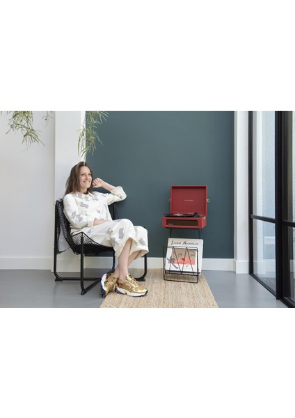 Vintage Bluetooth Alıcılı ve Taşınabilir Müzik Pikap