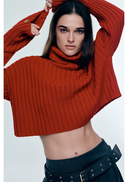 Kolları düğmeli örgü kazak fiyatları