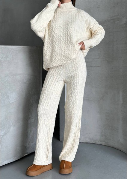 Kahve Atkılı Saç Örgülü Triko Pantolon Takım fiyatları