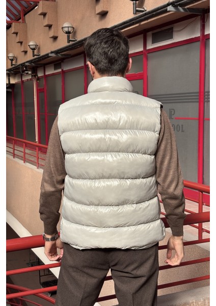 Erkek, Dik Yaka, Metal Fermuarlı, Cep Detaylı, Parlak Kumaş, Yelek 2486