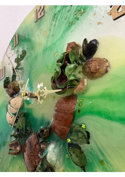 El Yapımı Epoksi Duvar Saati | Kurutulmuş Bitki Detaylı | Yeşil & Beyaz | 30 cm fırsatları