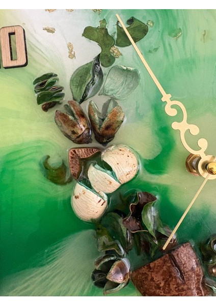 El Yapımı Epoksi Duvar Saati | Kurutulmuş Bitki Detaylı | Yeşil & Beyaz | 30 cm indirimleri