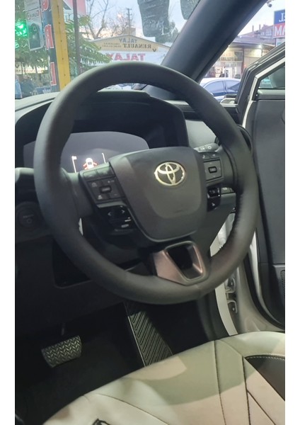 Toyota Uyumlu 2025 Chr Dikmeli Direksiyon Kılıfı Soft Siyah