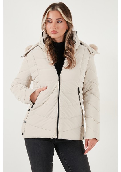 Kapitoneli Slim Fit Çıkarılabilir Kapüşonlu Mont Bayan Mont 497MARA