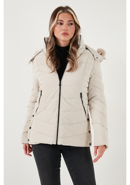 Kapitoneli Slim Fit Çıkarılabilir Kapüşonlu Mont Bayan Mont 497MARA