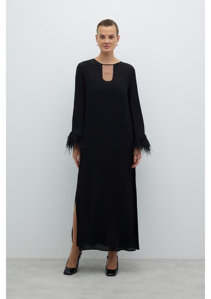 Yırtmaçlı Kolları Otriş Detaylı Elbise Siyah K2511030_001 indirimleri