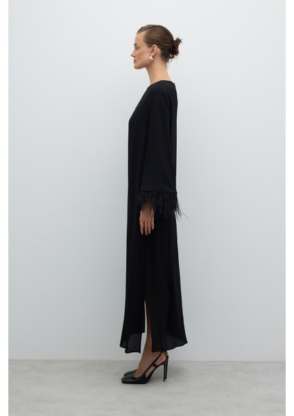 Yırtmaçlı Kolları Otriş Detaylı Elbise Siyah K2511030_001