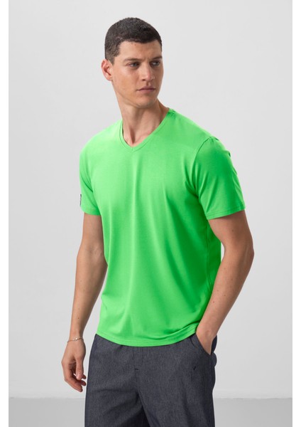 Neon Yeşil Basic Kısa Kol Standart Kalıp V Yaka Erkek T-Shirt - 87912 modelleri