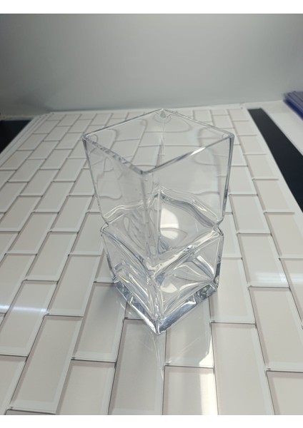 Dekoratif El Imalatı Kübik Vazo fırsatları