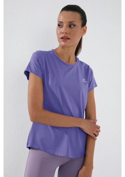 Eflatun Basic Kısa Kol Standart Kalıp O Yaka Kadın T-Shirt - 97144 modelleri