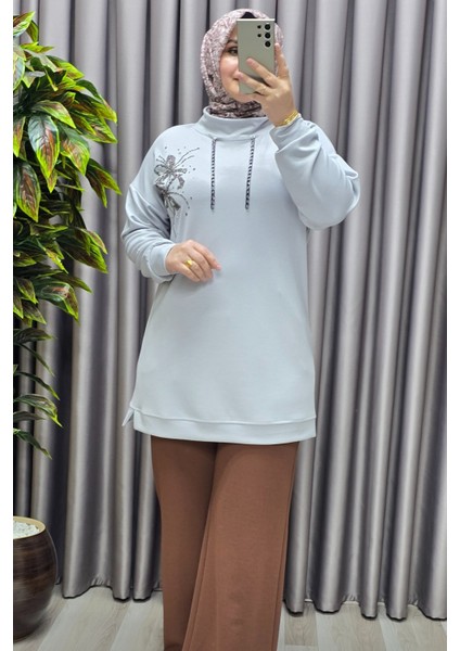 Kadın Büyük Beden Zincir Detaylı Taş Işlemeli Rahat Kalıp Esnek Kumaş Tunik