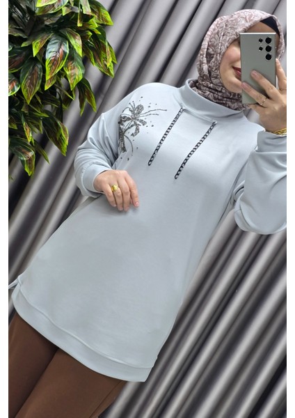 Kadın Büyük Beden Zincir Detaylı Taş Işlemeli Rahat Kalıp Esnek Kumaş Tunik fiyatları