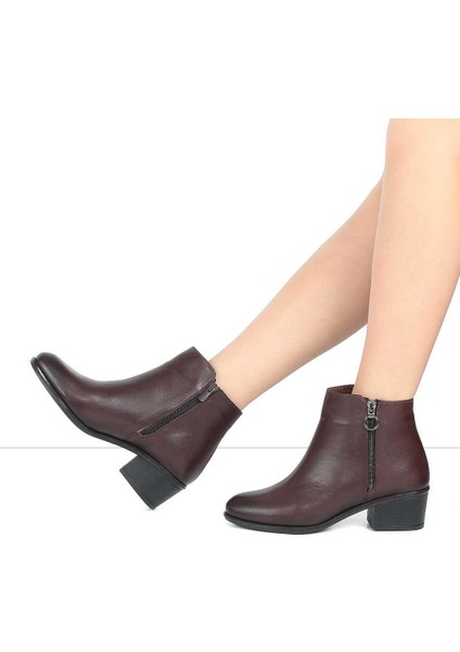 Kadın Kahverengi Fermuarlı Deri Bot