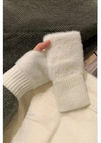 Kadın 1 Çift Kışlık Parmaksız Termal Esnek Polarlı Peluş Eldiven Beyaz