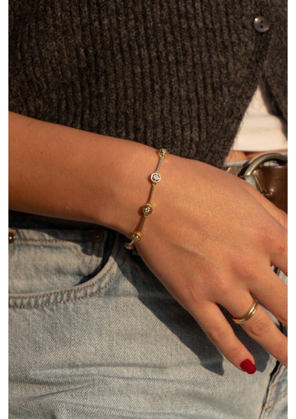 Zirkon Taşlı Gold Çelik Bileklik fırsatları