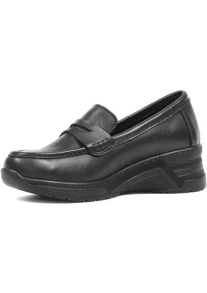 Kadın Siyah Dolgu Topuklu Deri Ayakkabı modelleri