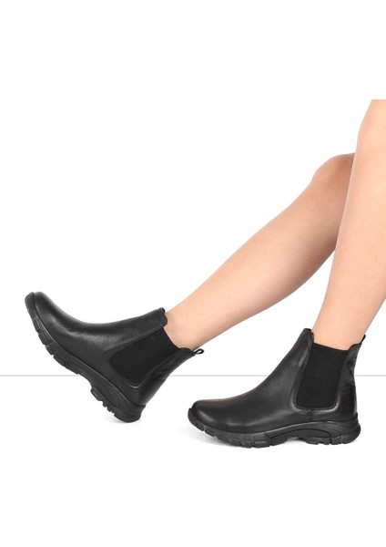 Kadın Siyah Deri Chelsea Bot