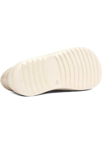 Kadın Bej Kalın Tabanlı Süet Deri Ayakkabı