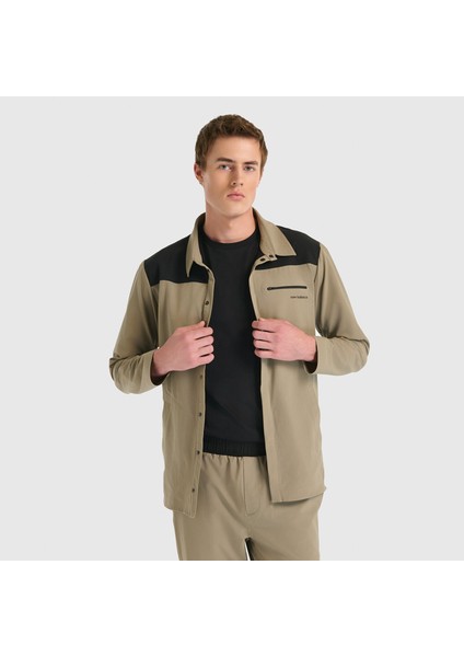 New Balance MNJ3547 Siyah Erkek Mont & Yelek fiyatları