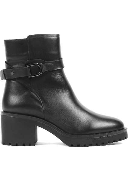 Kadın Siyah Fermuarlı Toka Detaylı Deri Bot