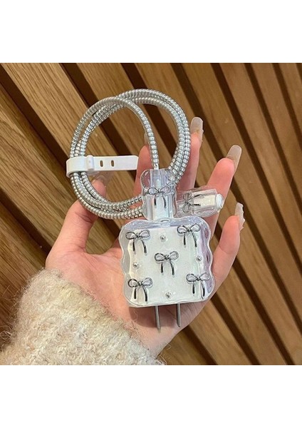 Şarj Başlığı ve Kablo Koruyucu Desenli Kılıf 4'lü Set iPhone Type-C Şarj Cihazı Uyumlu Şarj Cihazı Kılıfı Şarj Cihazının Tamamını Korur modelleri