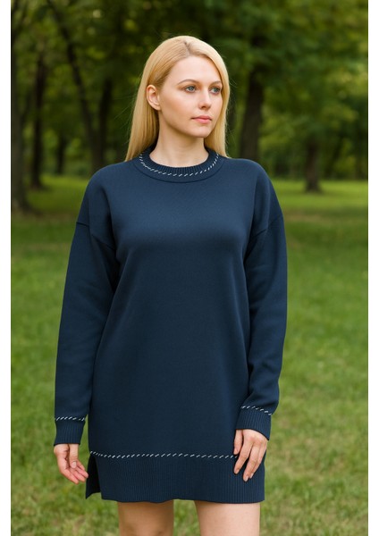 Bisiklet Yaka Salaş Kesim Yandan Yırtmaç Detaylı Uzun Kadın Triko Kazak modelleri