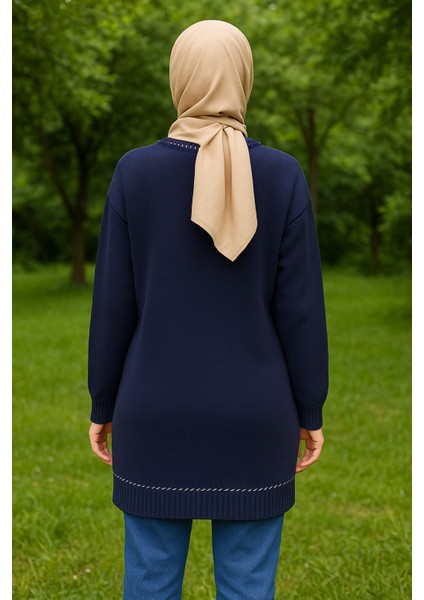 Bisiklet Yaka Salaş Kesim Yandan Yırtmaç Detaylı Uzun Kadın Triko Kazak fırsatları