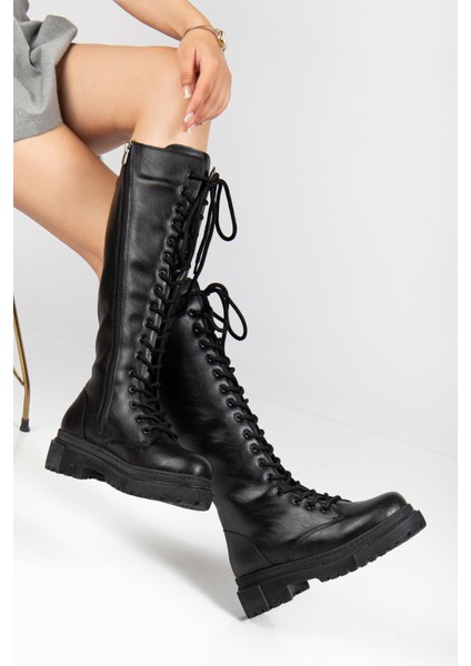 Kadın Siyah Bağcıklı Yandan Fermuarlı Günlük Çizme modelleri