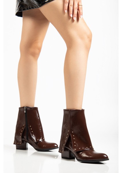 Kadın Sivri Burun Kahverengi Parlak Detaylı Topuklu Bot fırsatları