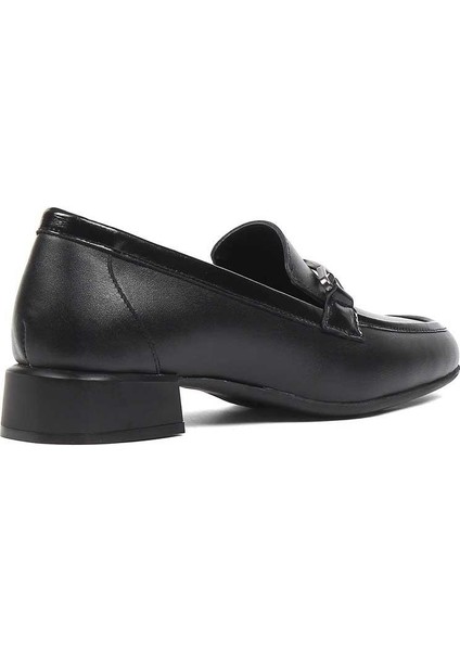 Kadın Siyah Kalın Topuklu Deri Loafer indirimleri