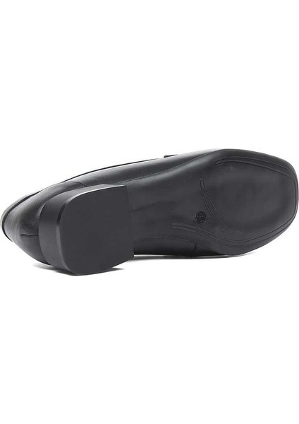 Kadın Siyah Kalın Topuklu Deri Loafer