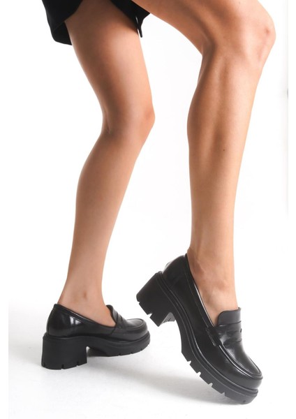 K-706 Siyah Kırışık Rugan Yüksek Tabanlı Loafer Ayakkabı