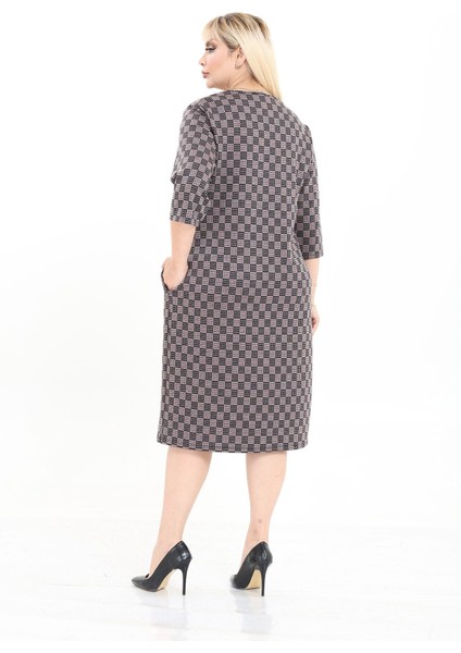 Çift Cepli Desenli Esnek Kışlık Büyük Beden Midi Elbise 38F-2726 indirimleri