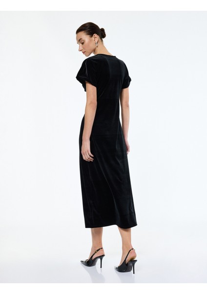 Slim Fit Kısa Yarasa Kollu Kruvaze V Yaka Midi Boy Kadife Elbise fırsatları