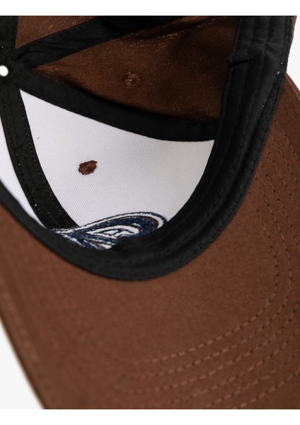 Pamuklu Kumaş Detaylı Renk Kontrastlı Kep Şapka indirimleri