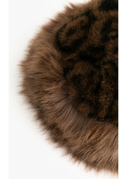 Peluş Detaylı Lepoar Desenli Bucket Şapka modelleri