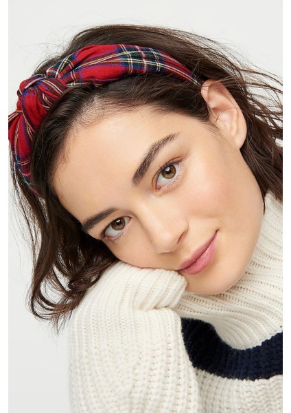 Ekose Desenli Düğümlü Taç