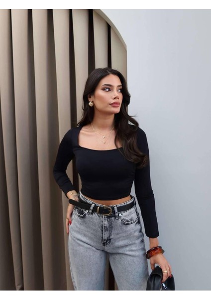 Bisiklet Yaka Yanı Büzgülü Basic Bluz