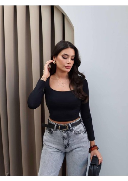 Bisiklet Yaka Yanı Büzgülü Basic Bluz fiyatları